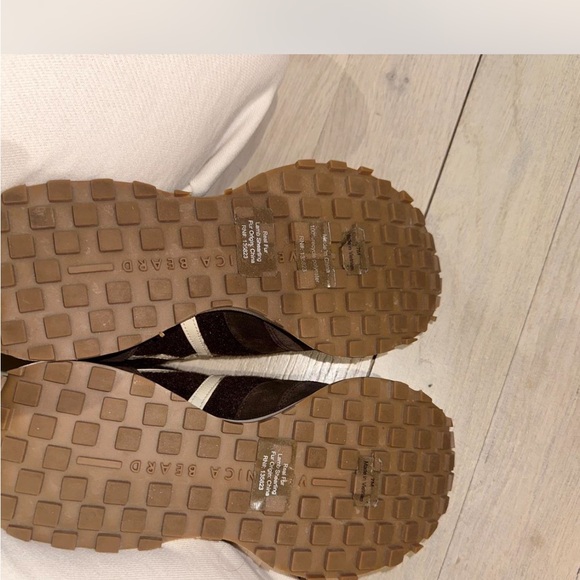 Veronica Beard Brown and White Shearling Lined Sneakers- NEVER WORN - Picture 3 of 5